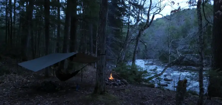 How To Hammock Camp In The Rain?